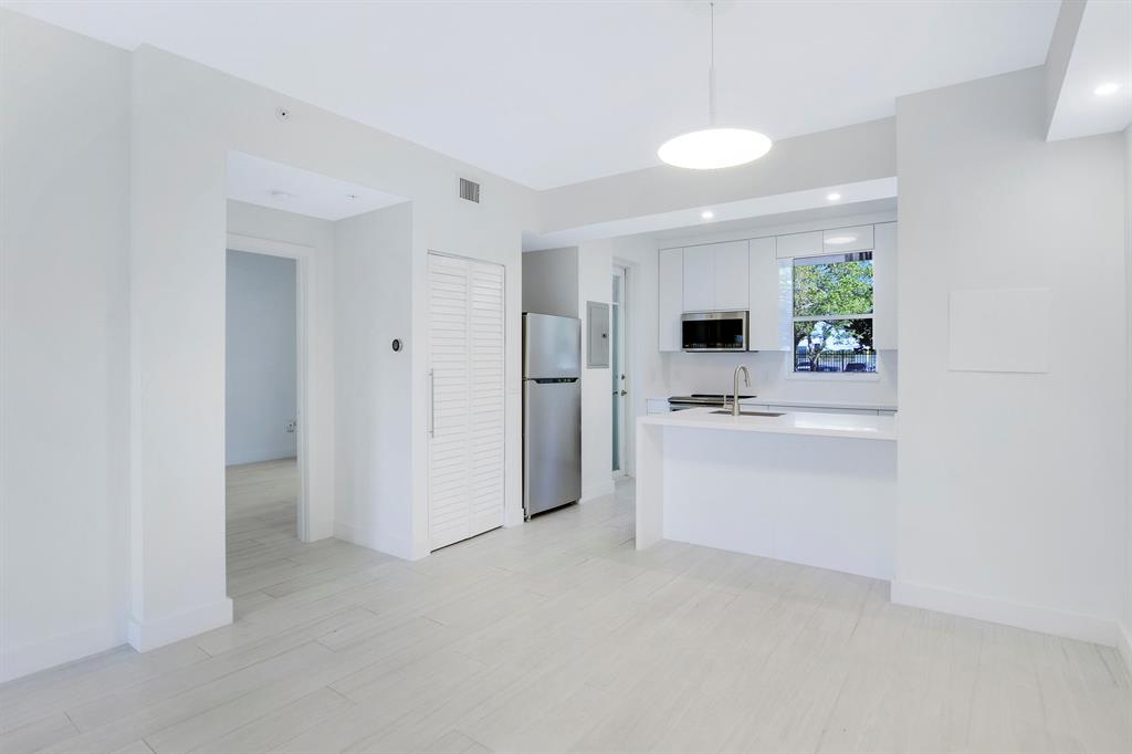 1140 University Boulevard Unit: 13