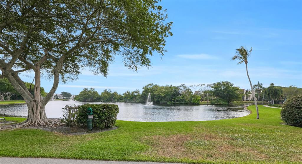 1915 Lavers Circle Unit: E103