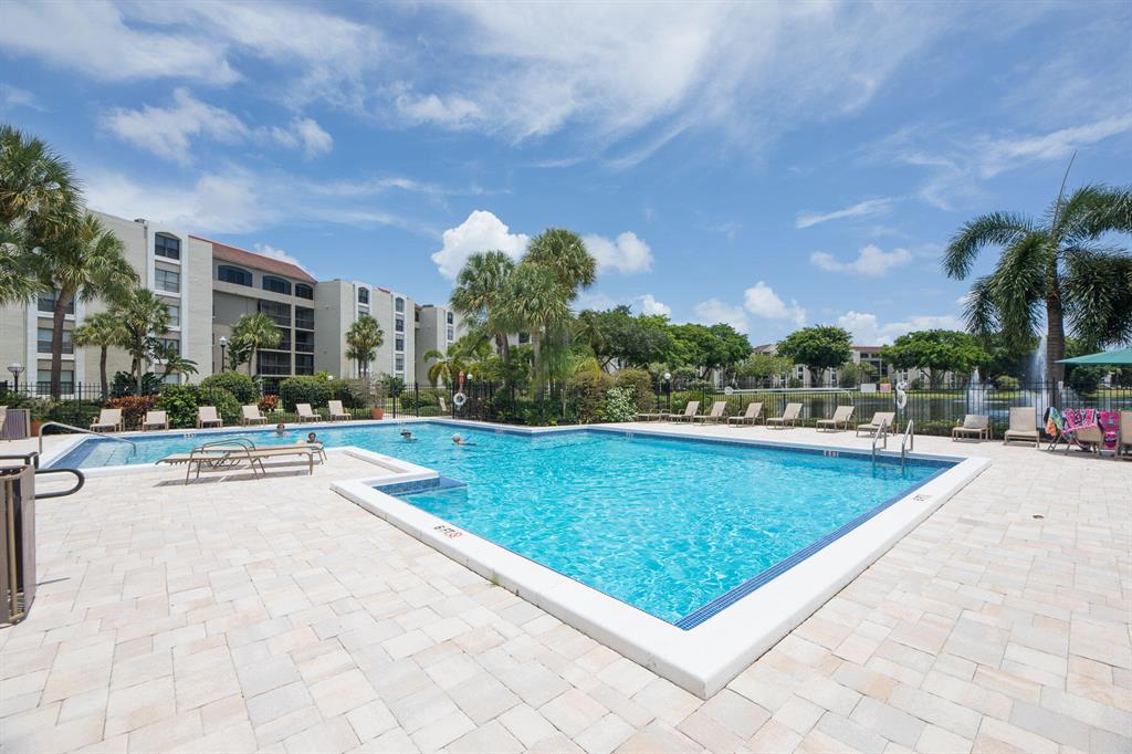 1915 Lavers Circle Unit: E103