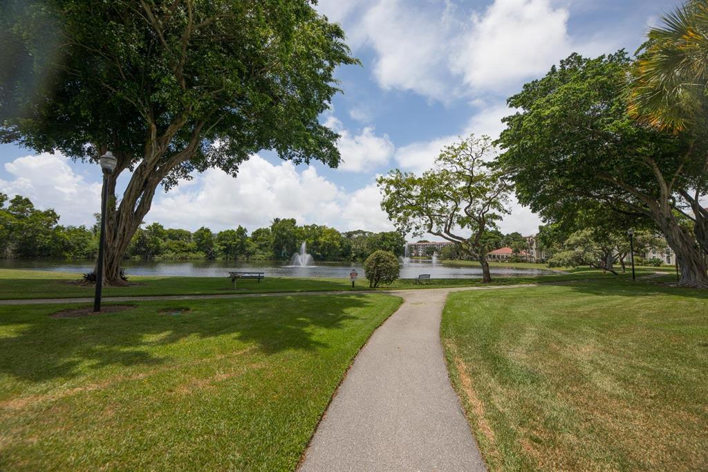 1915 Lavers Circle Unit: E103