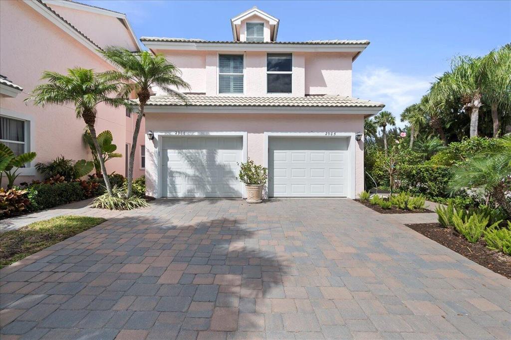 2905 Fairway Drive N