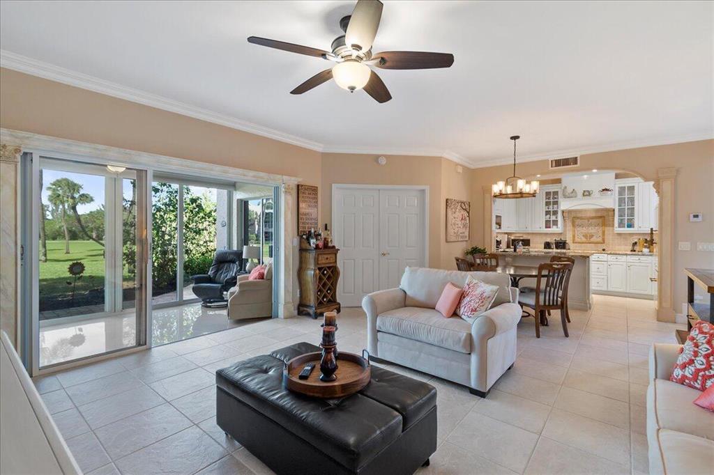 2905 Fairway Drive N