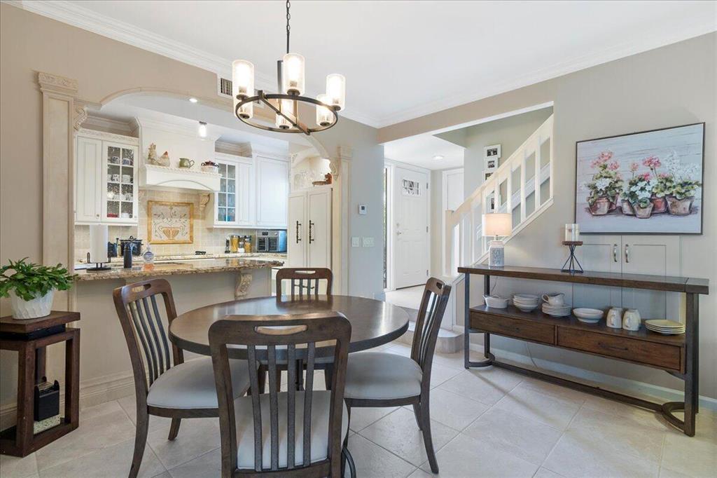 2905 Fairway Drive N