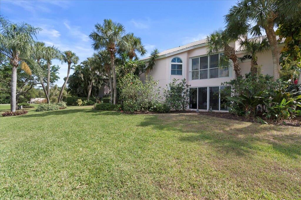 2905 Fairway Drive N