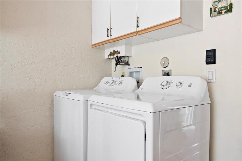 2905 Fairway Drive N