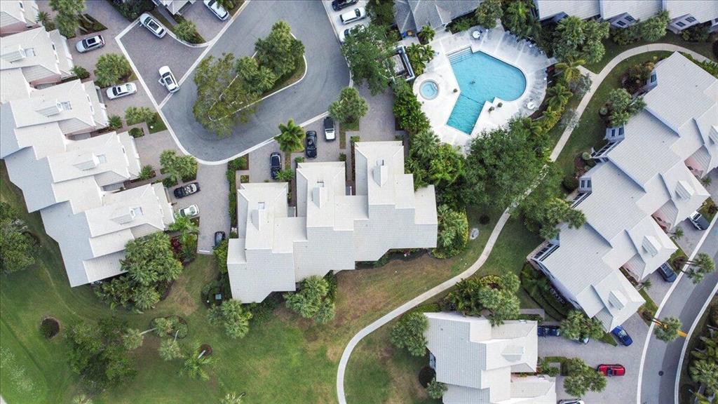 2905 Fairway Drive N