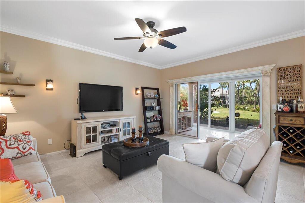 2905 Fairway Drive N