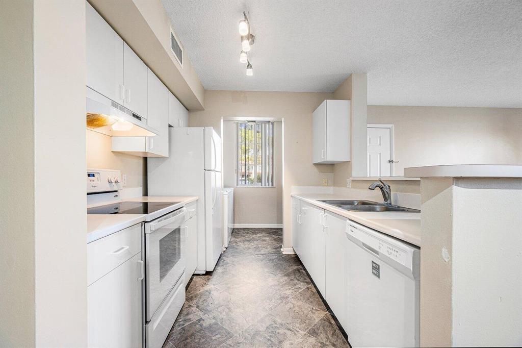 135 Yacht Club Way Unit: 102