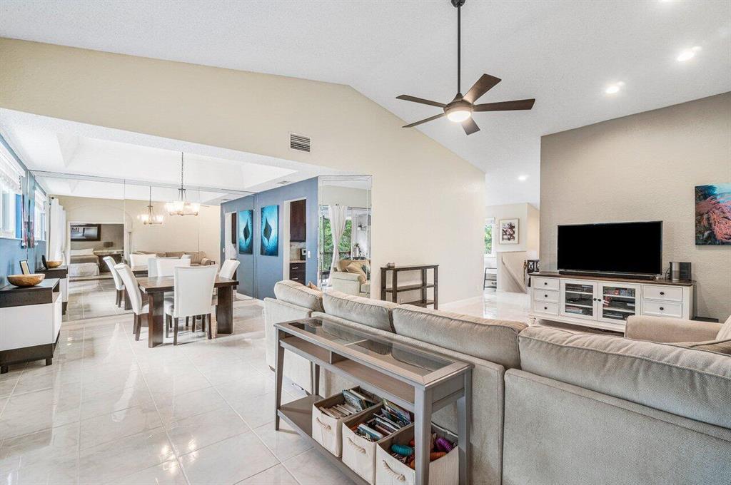 9754 Nickels Boulevard Unit: 208