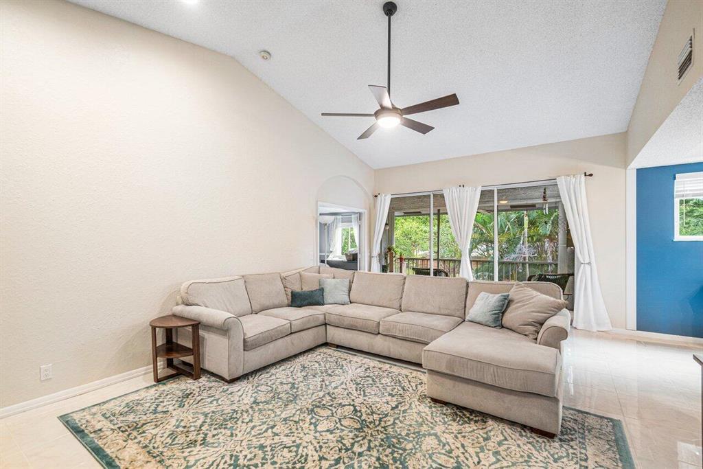 9754 Nickels Boulevard Unit: 208