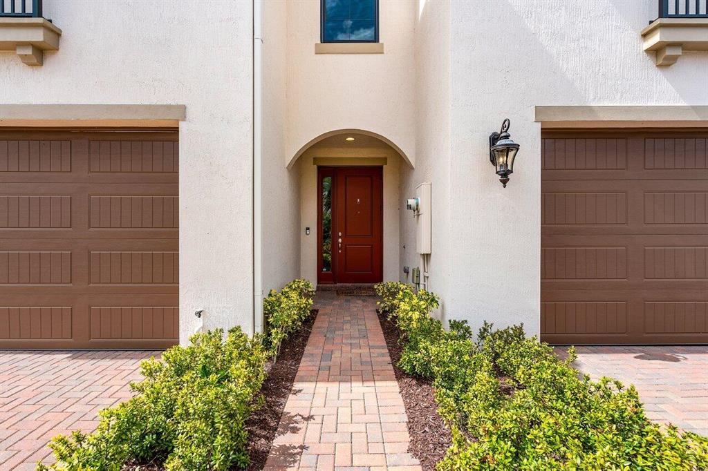 9981 Brickhill Drive