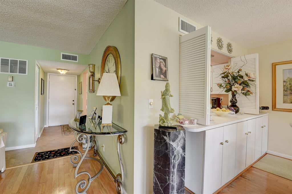 11135 Green Lake Drive Unit: 101