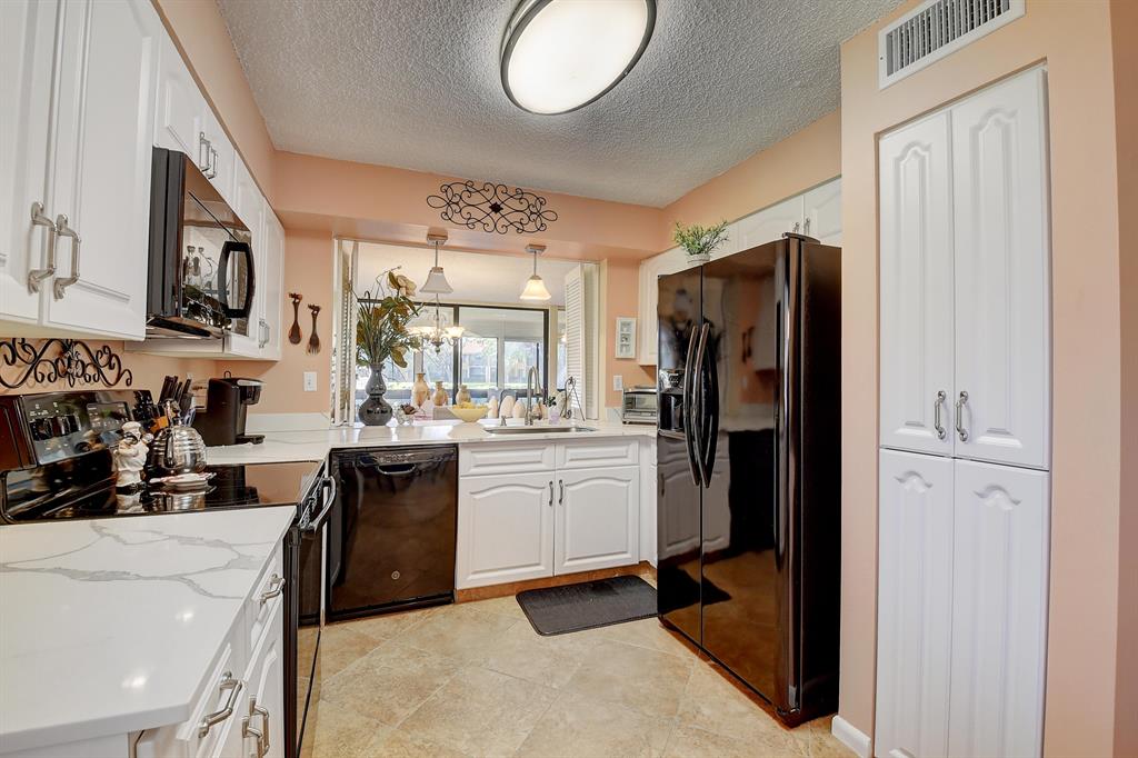 11135 Green Lake Drive Unit: 101