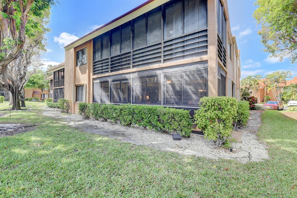 11135 Green Lake Drive Unit: 101