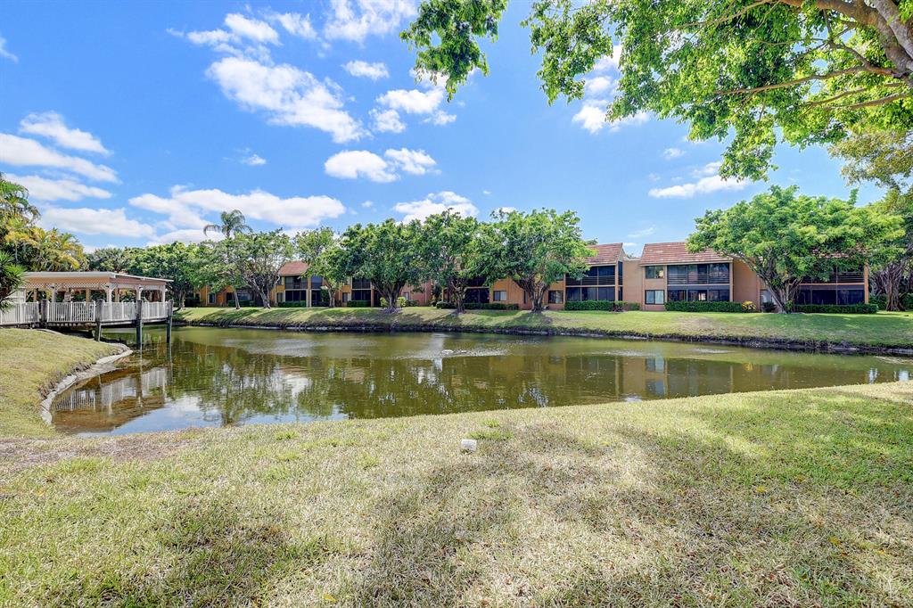 11135 Green Lake Drive Unit: 101