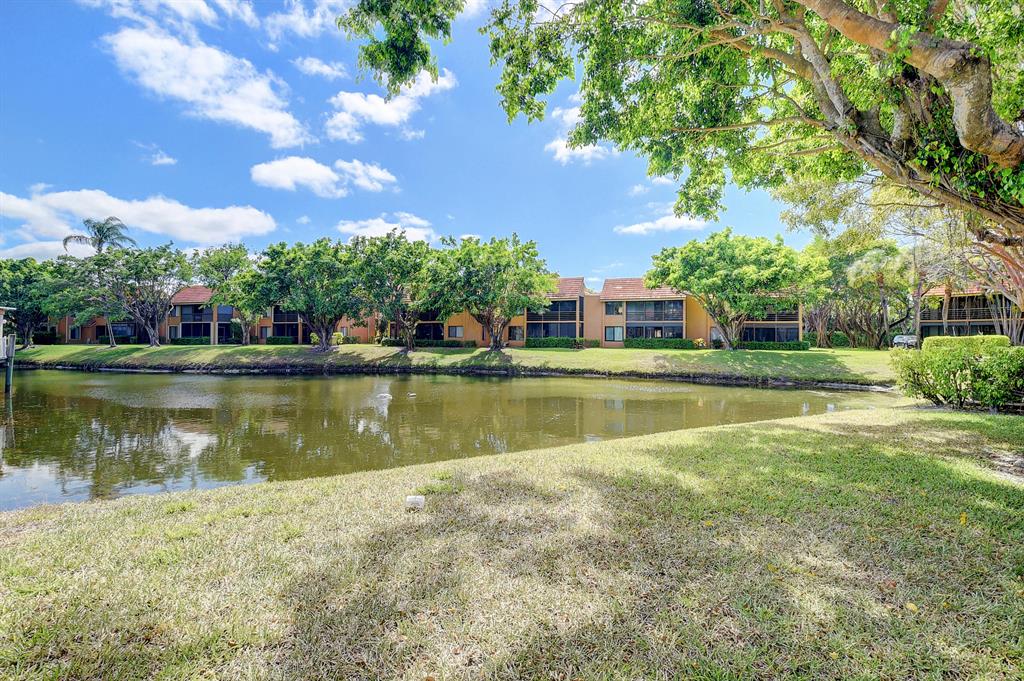 11135 Green Lake Drive Unit: 101