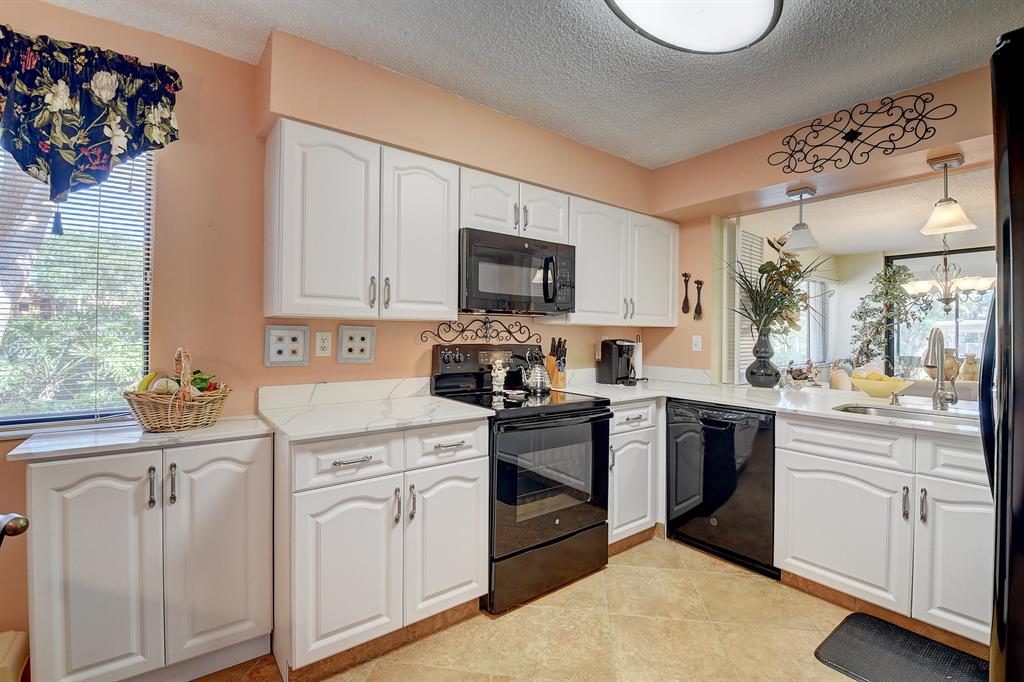 11135 Green Lake Drive Unit: 101