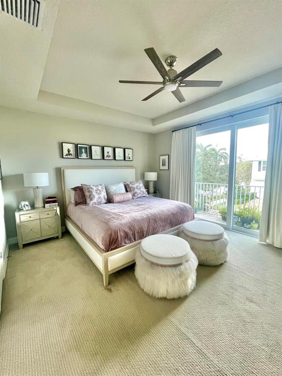 1127 Dakota Drive