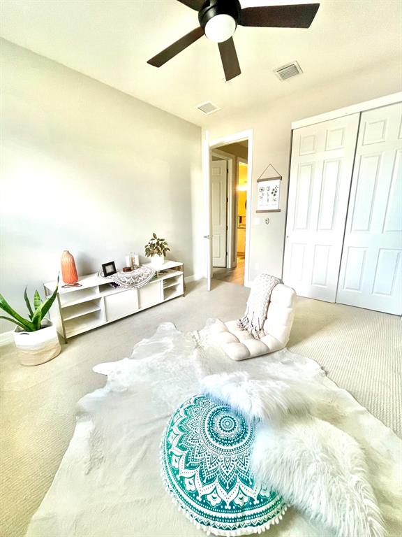 1127 Dakota Drive