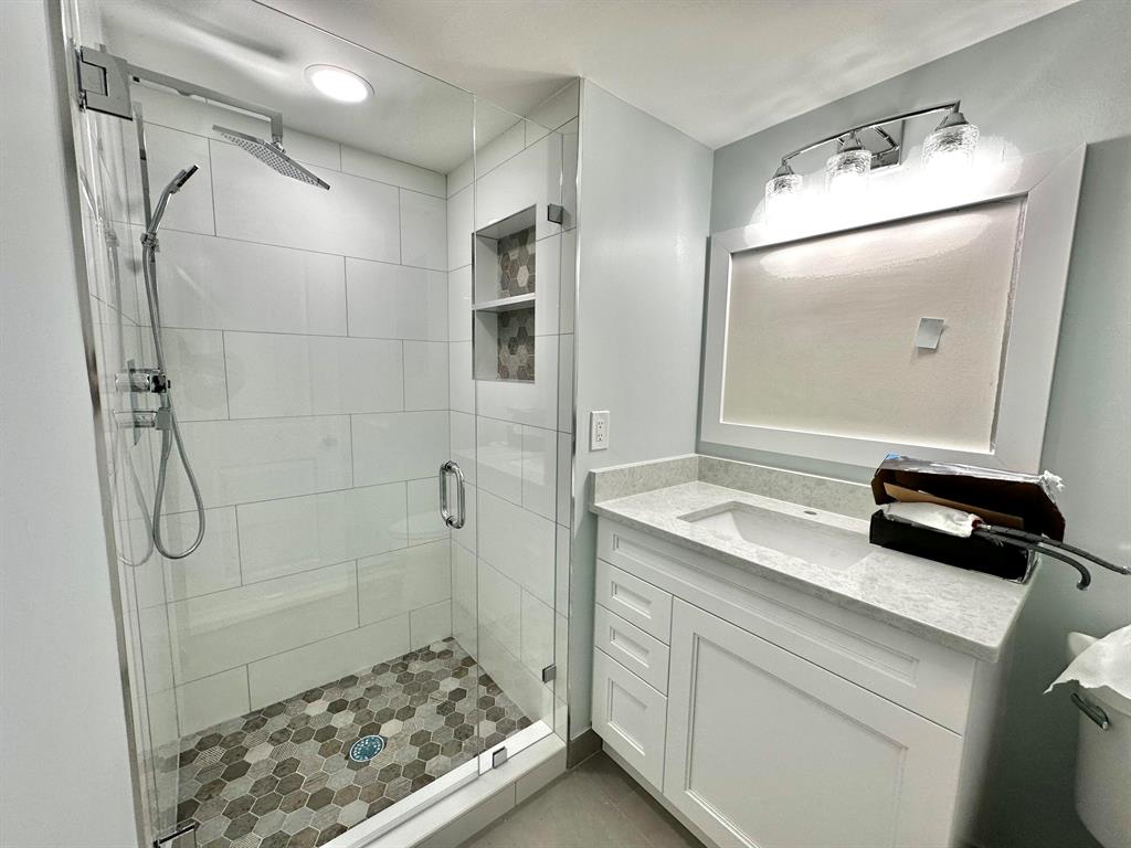 20 Westgate Lane Unit: 20h