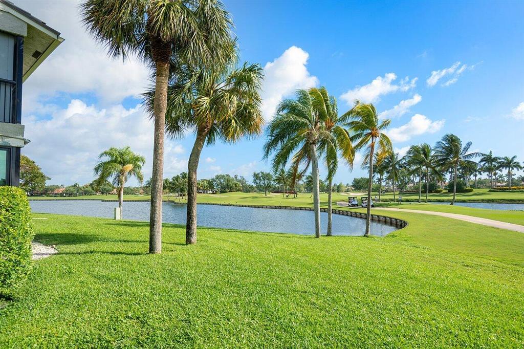 11 Eastgate Drive Unit: B