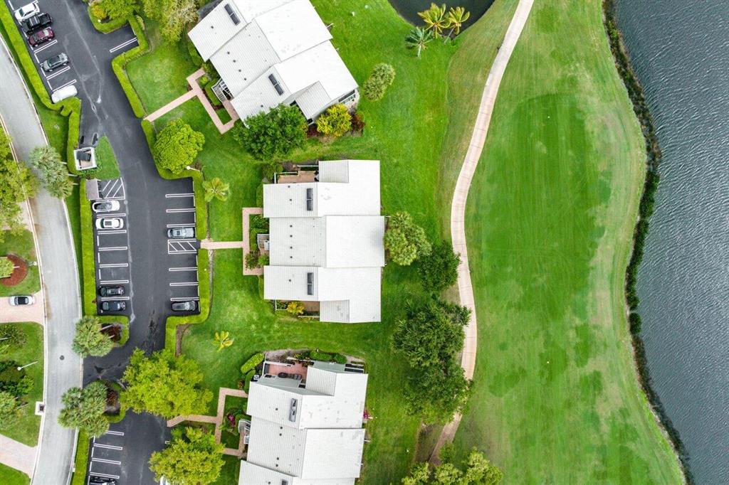 11 Eastgate Drive Unit: B