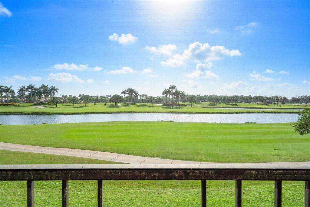 11 Eastgate Drive Unit: B