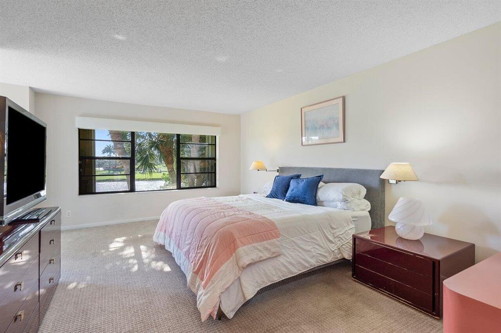 11 Eastgate Drive Unit: B