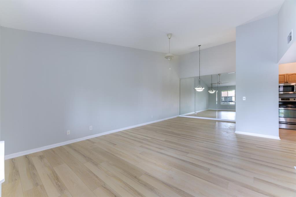 6271 Chasewood Drive Unit: F