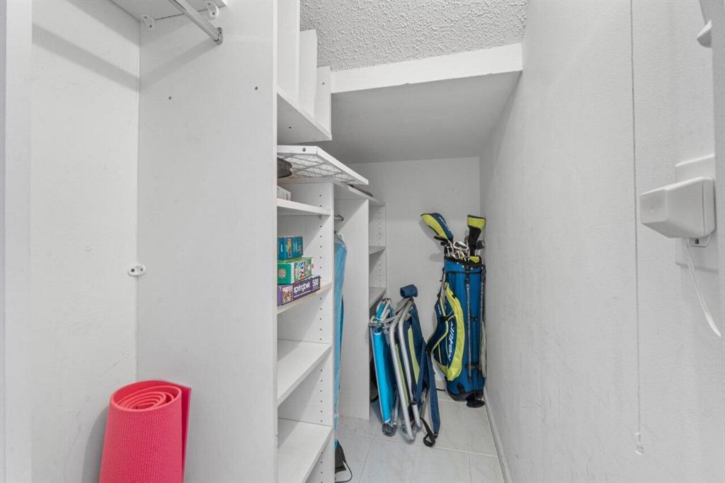 7414 Lake Meadow Way Unit: 201