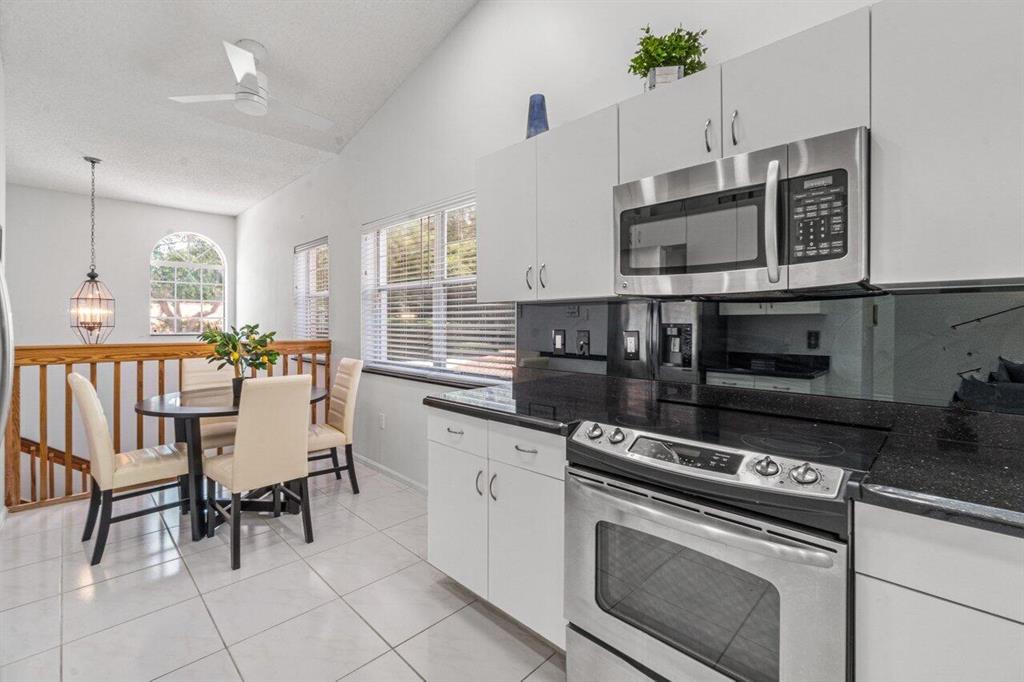 7414 Lake Meadow Way Unit: 201