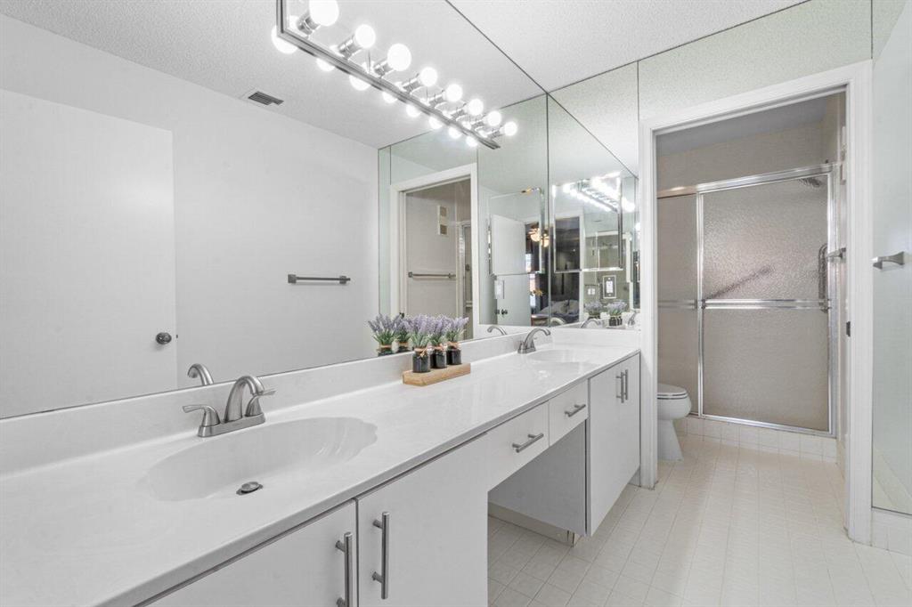 7414 Lake Meadow Way Unit: 201