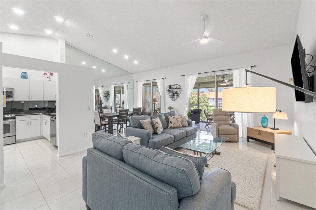 7414 Lake Meadow Way Unit: 201