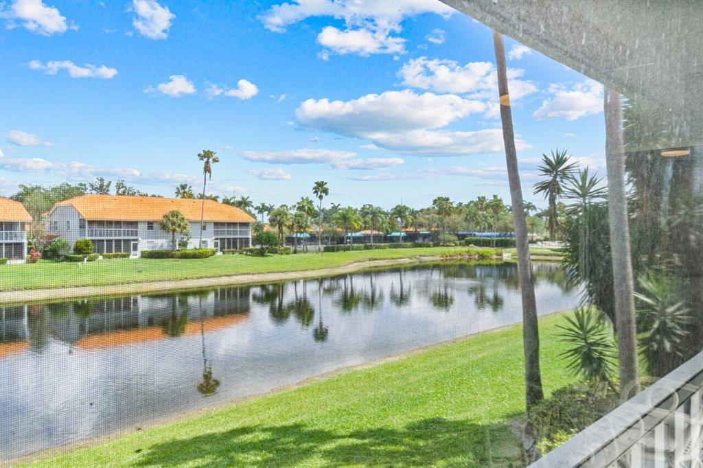 7414 Lake Meadow Way Unit: 201