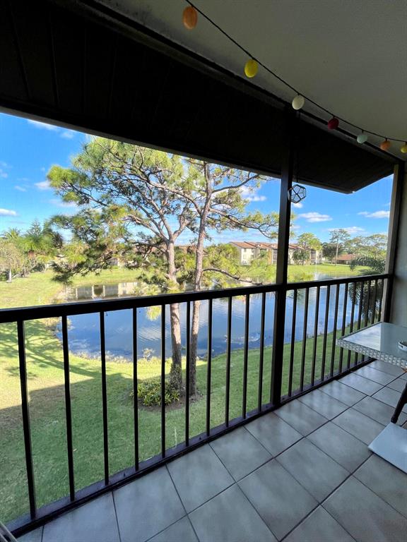 627 Sea Pine Way Unit: H3