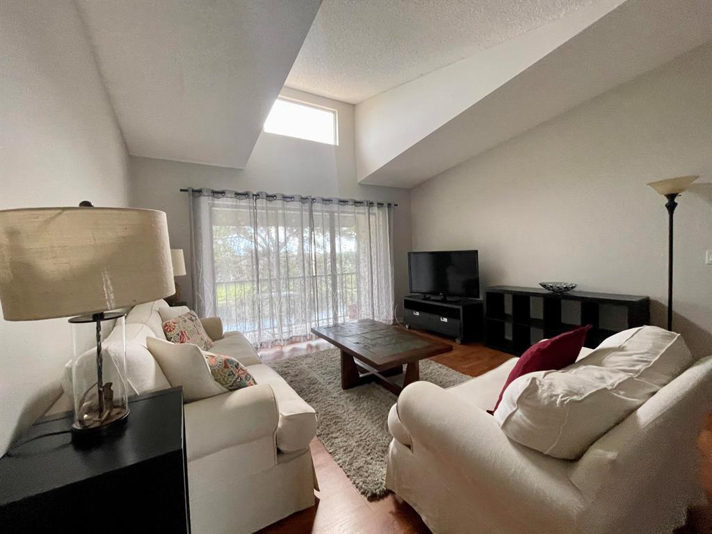 627 Sea Pine Way Unit: H3