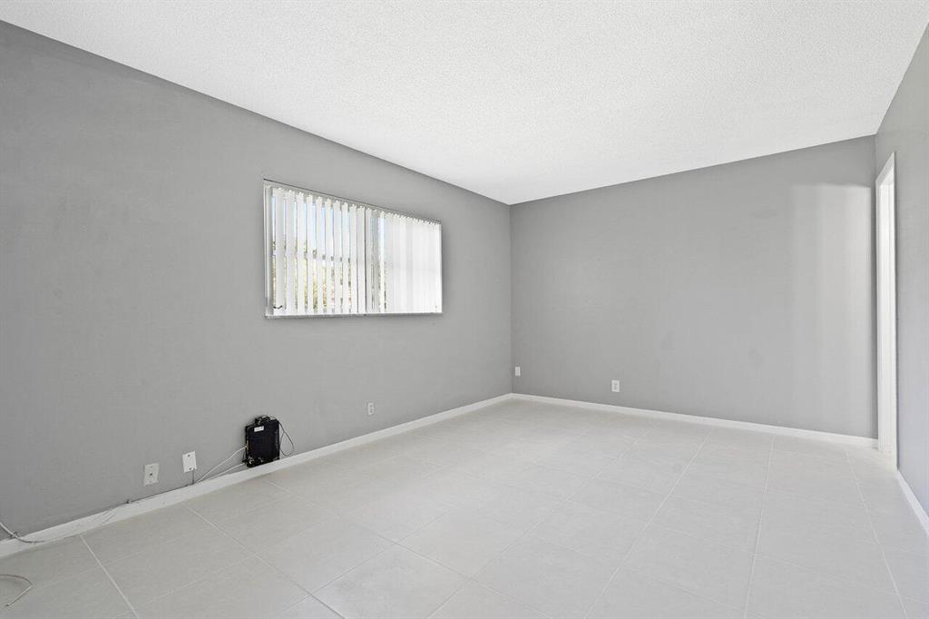 21 Abbey Lane Unit: 202