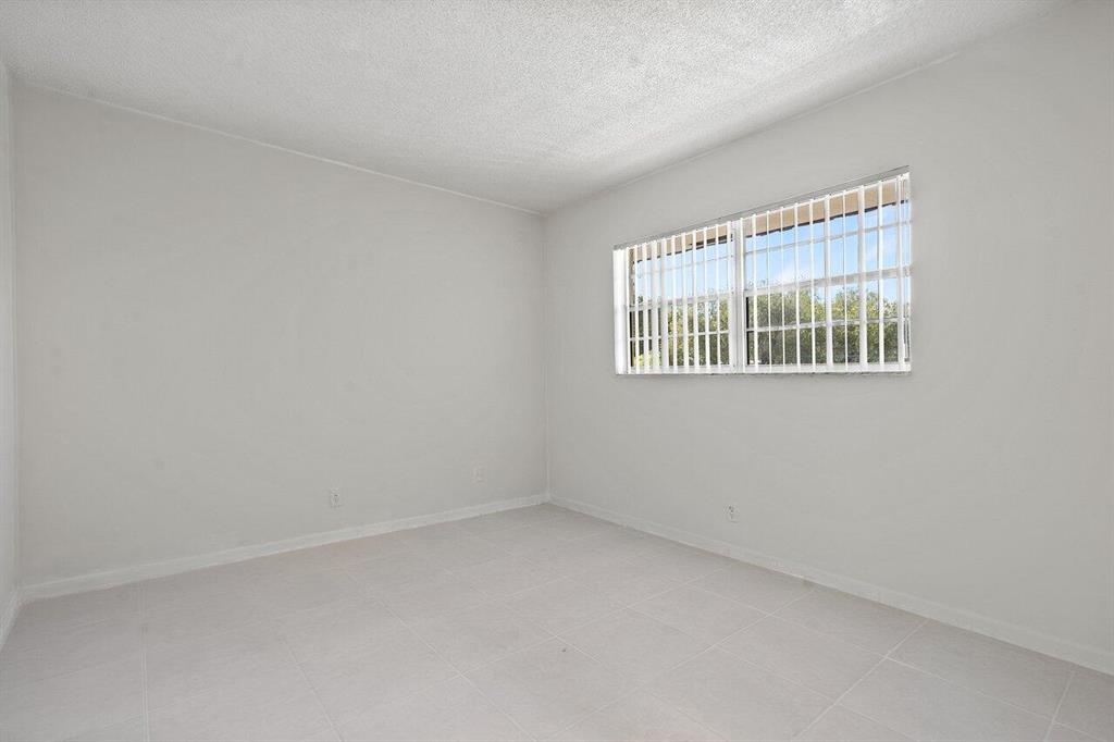 21 Abbey Lane Unit: 202