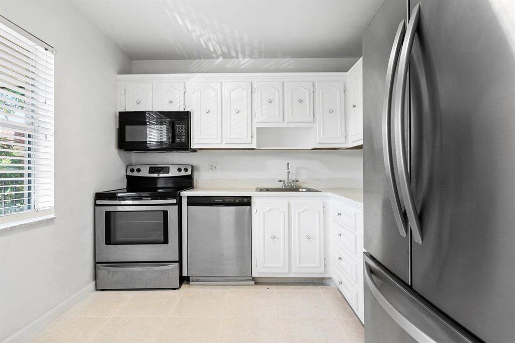 21 Abbey Lane Unit: 202