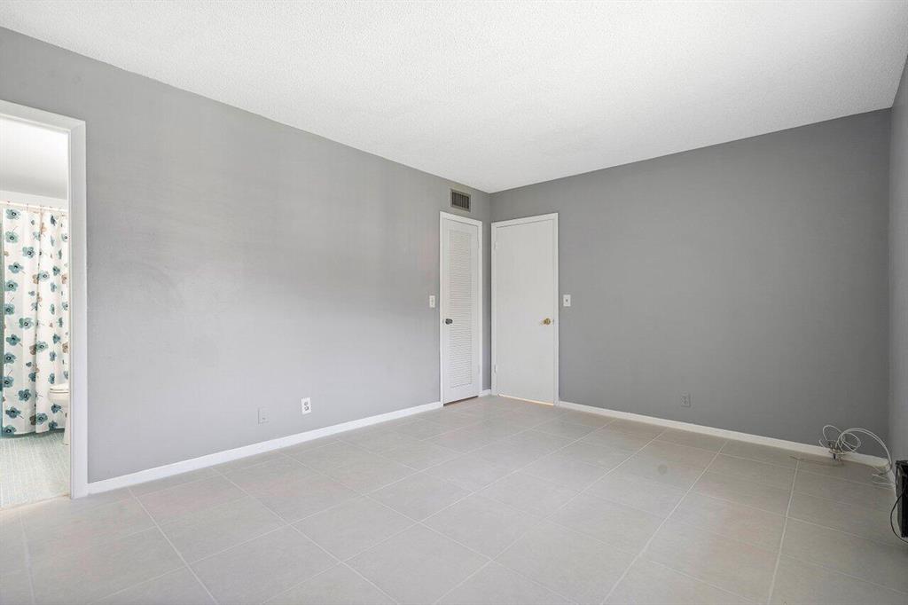 21 Abbey Lane Unit: 202