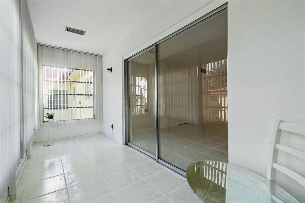 21 Abbey Lane Unit: 202