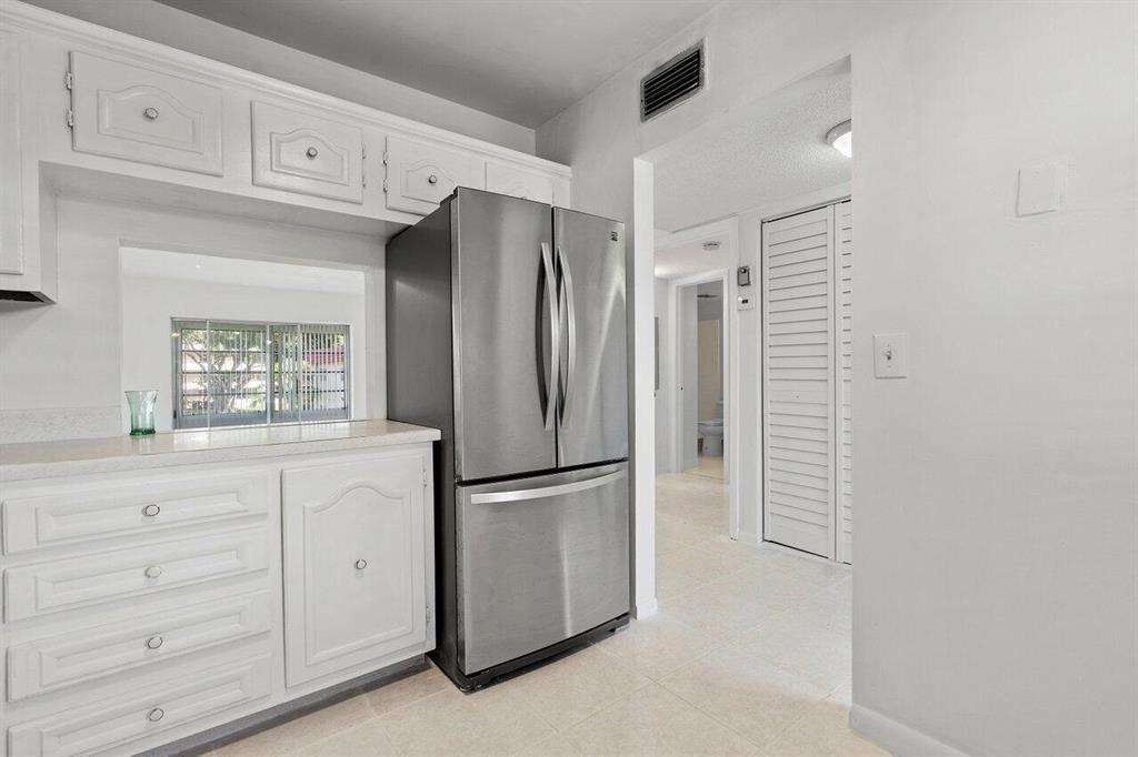 21 Abbey Lane Unit: 202