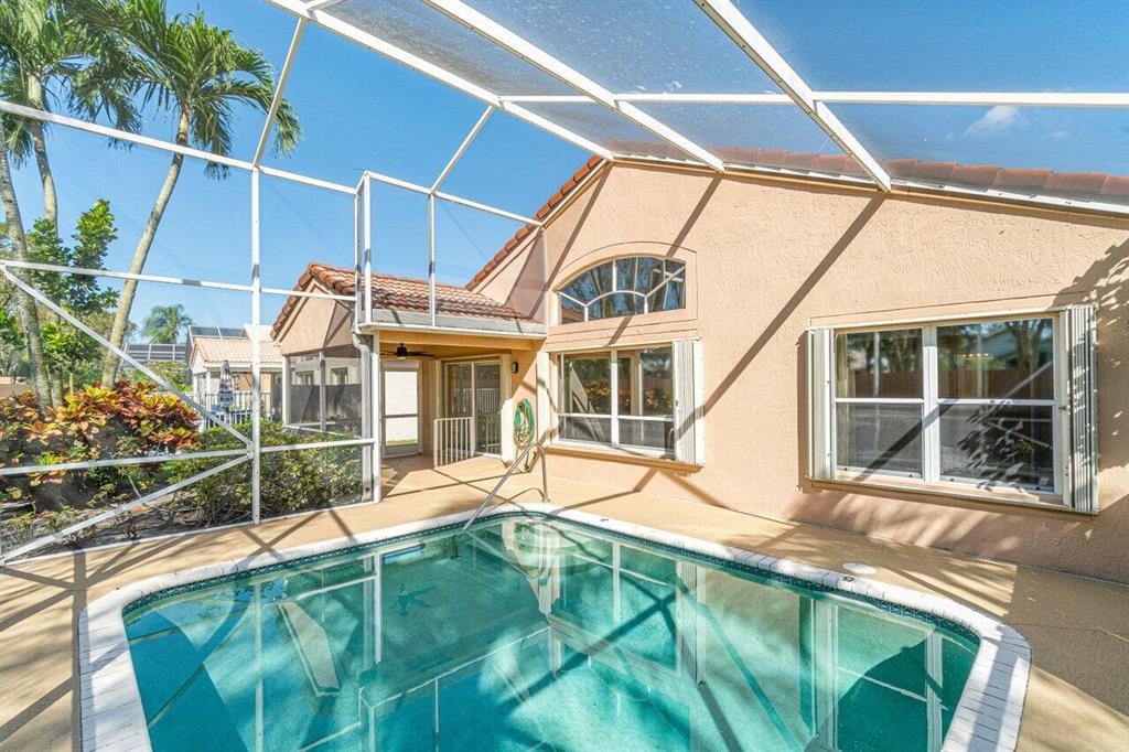 6858 Camille Street