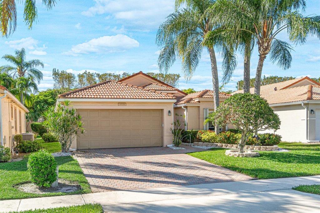 6858 Camille Street