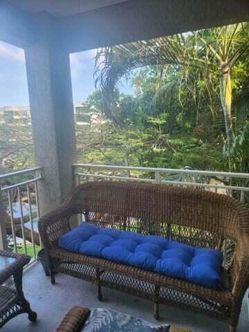 1865 Palm Cove Boulevard Unit: 9-309