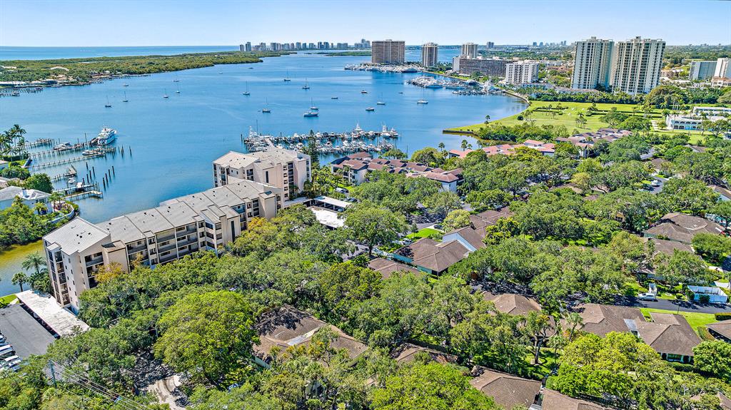 11370 Twelve Oaks Way Unit: 616 + 50ft Slip