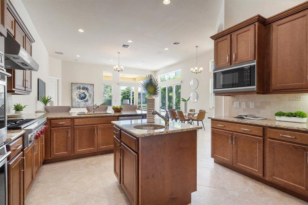 17401 Vistancia Circle