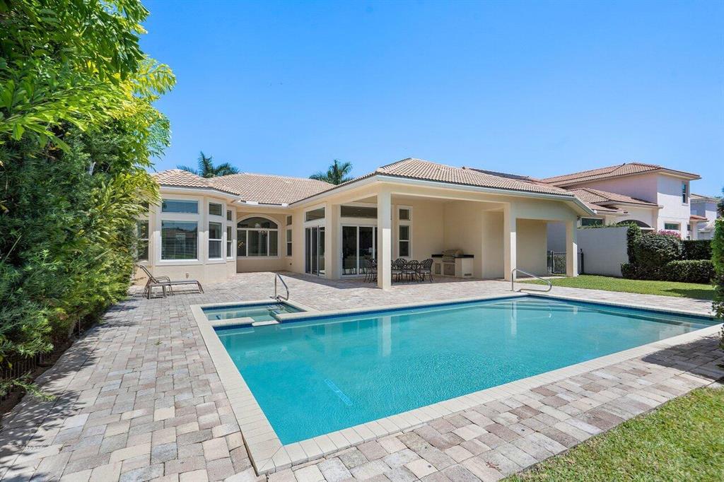 17401 Vistancia Circle