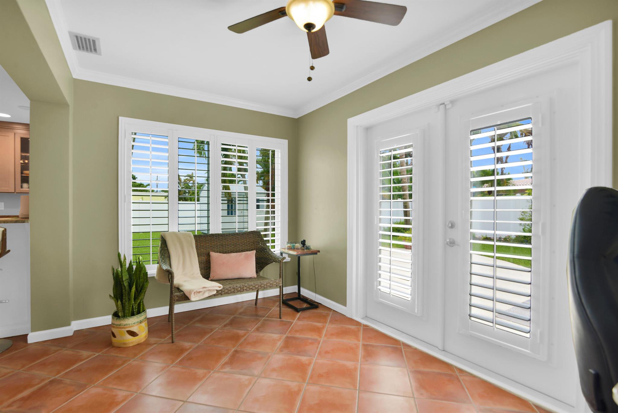 430 NE 25th Terrace