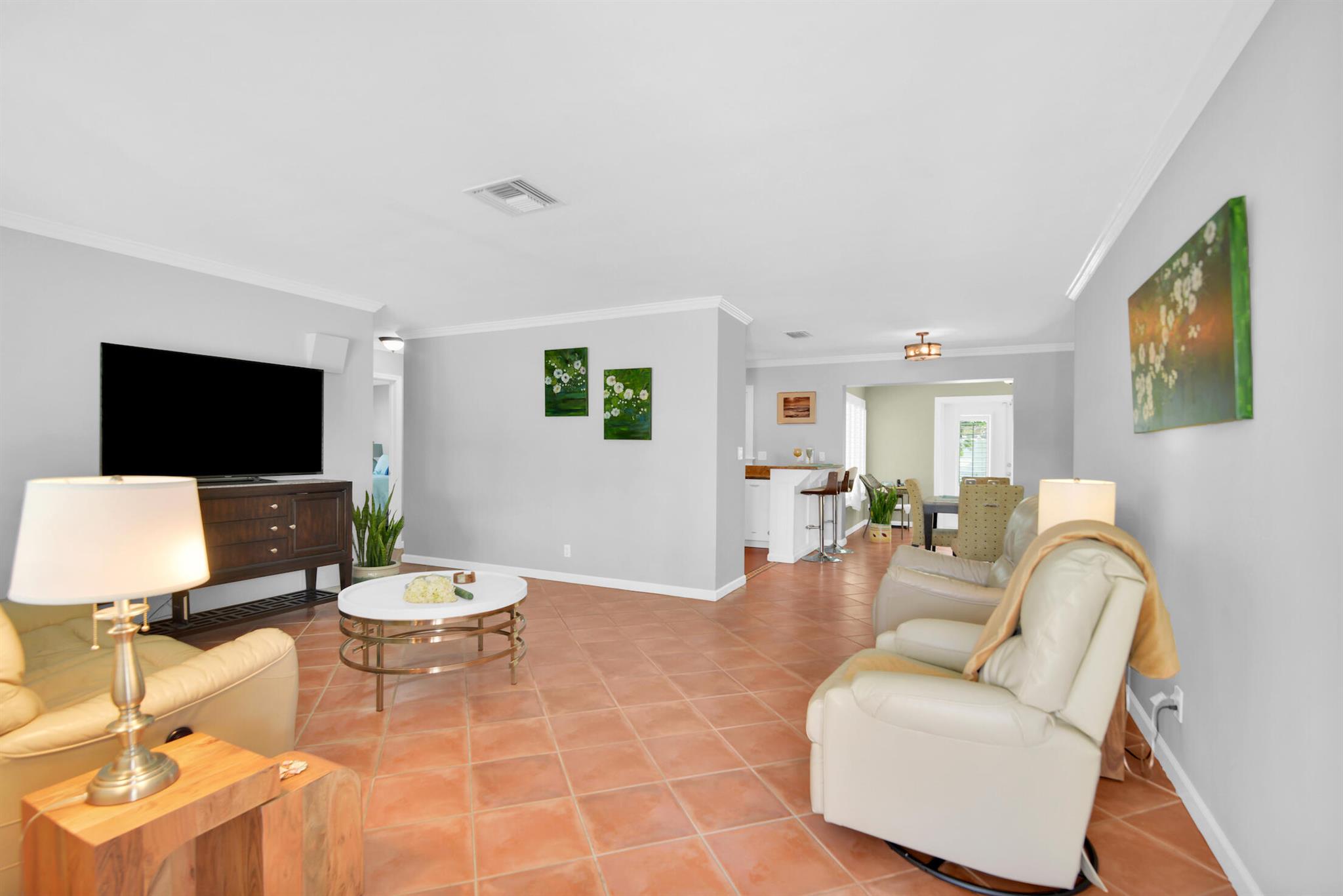 430 NE 25th Terrace